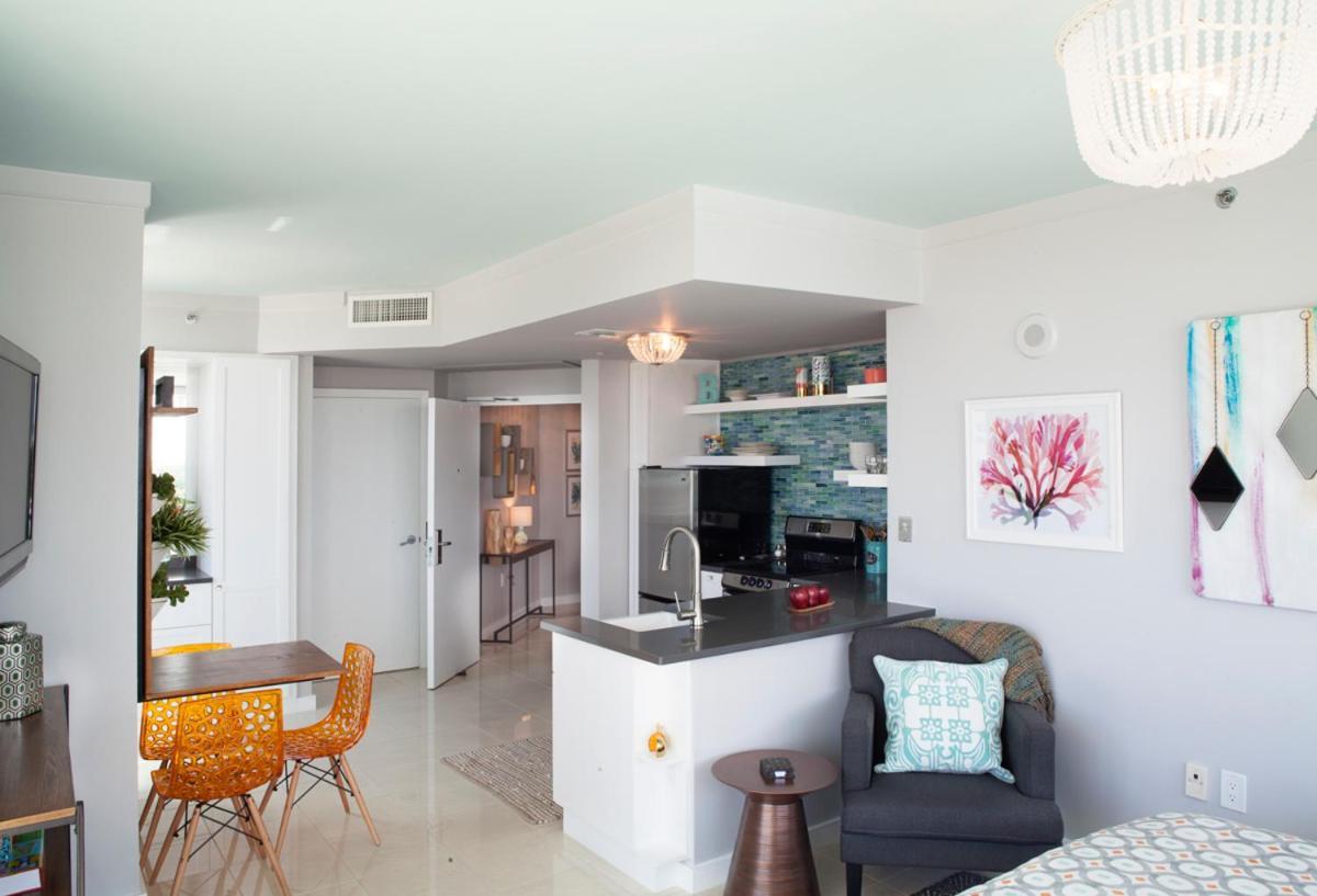 Coconut Grove 10th Fl Parking Included Apartamento